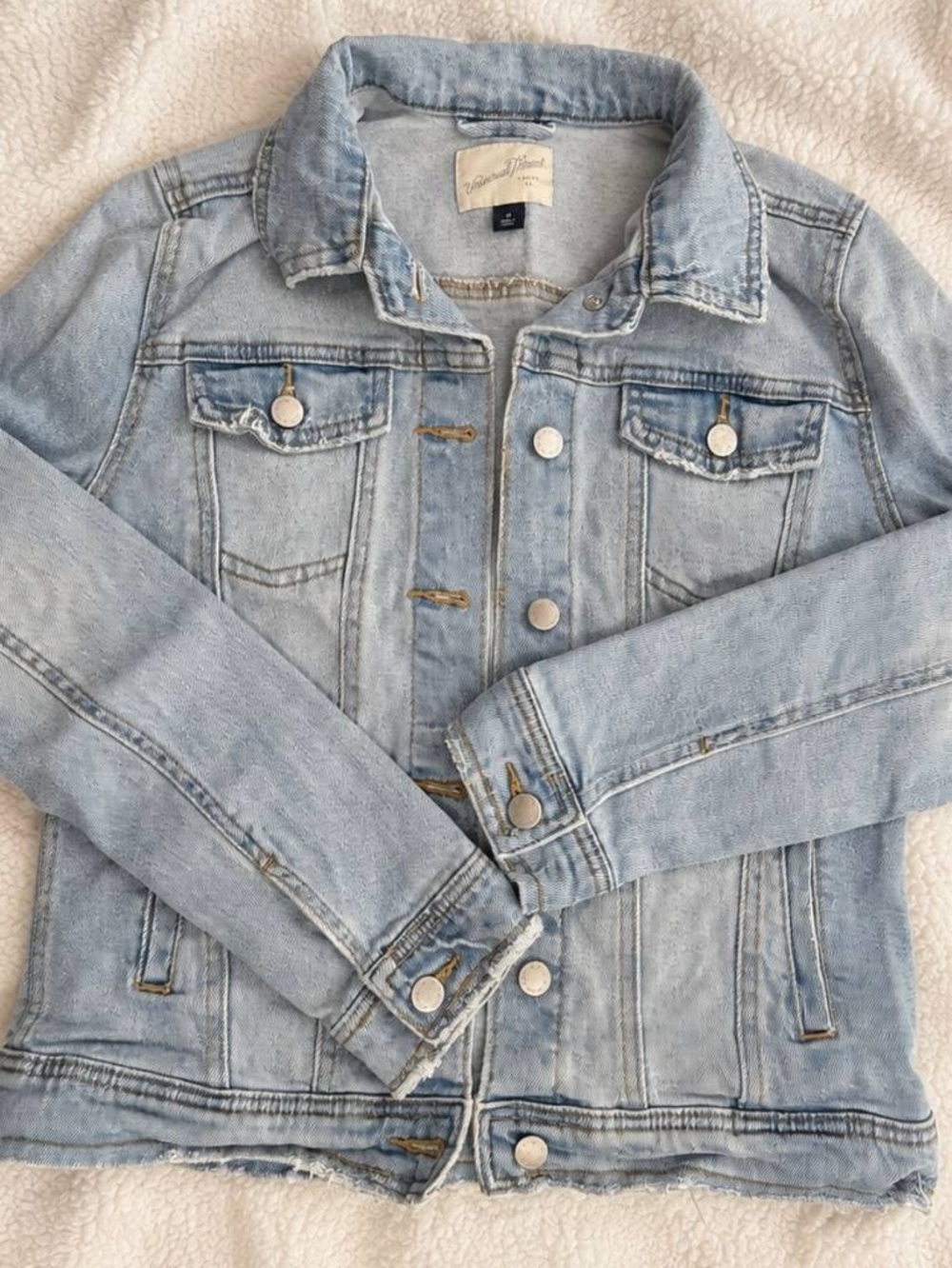 Universal Thread Light Blue Washed Denim Jacket
